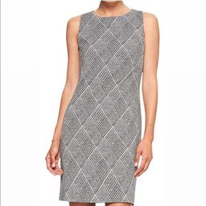 Houndstooth Diamond Plaid Pattern Shift Dress